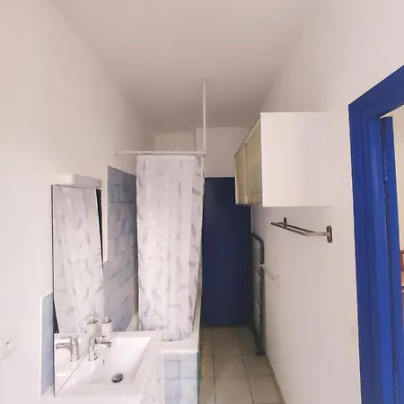 Lägenhet Cosy En Centre Centre-ville . . . Nîmes