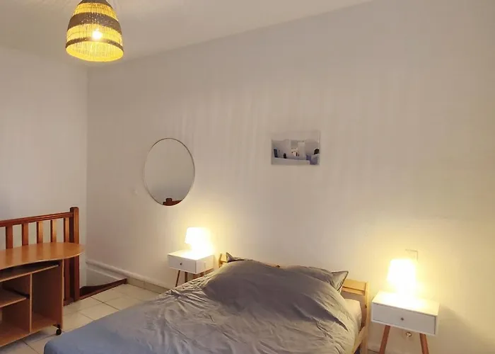 Cosy En Centre Centre-ville . . . Nimes